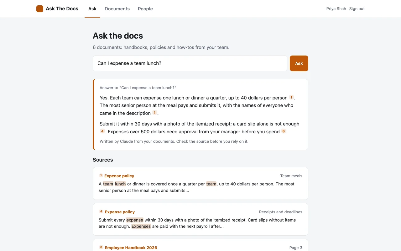 Die Vorlage „Fragen an die Doku“ als TeamOnly App, mit Beispieldaten